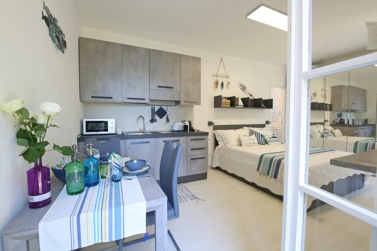 Apartment A Lago Private Beach And Parking Oliveto Lario Exterior foto
